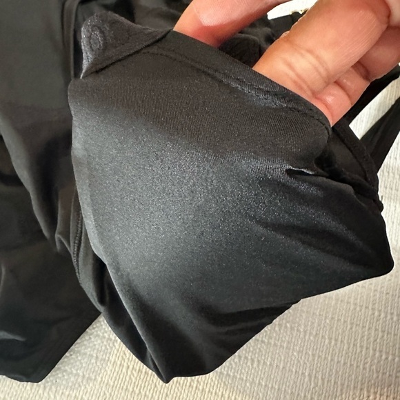 Anne Cole Black One-Piece Swimsuit 22W Women’s Plus Size - Picture 10 of 12